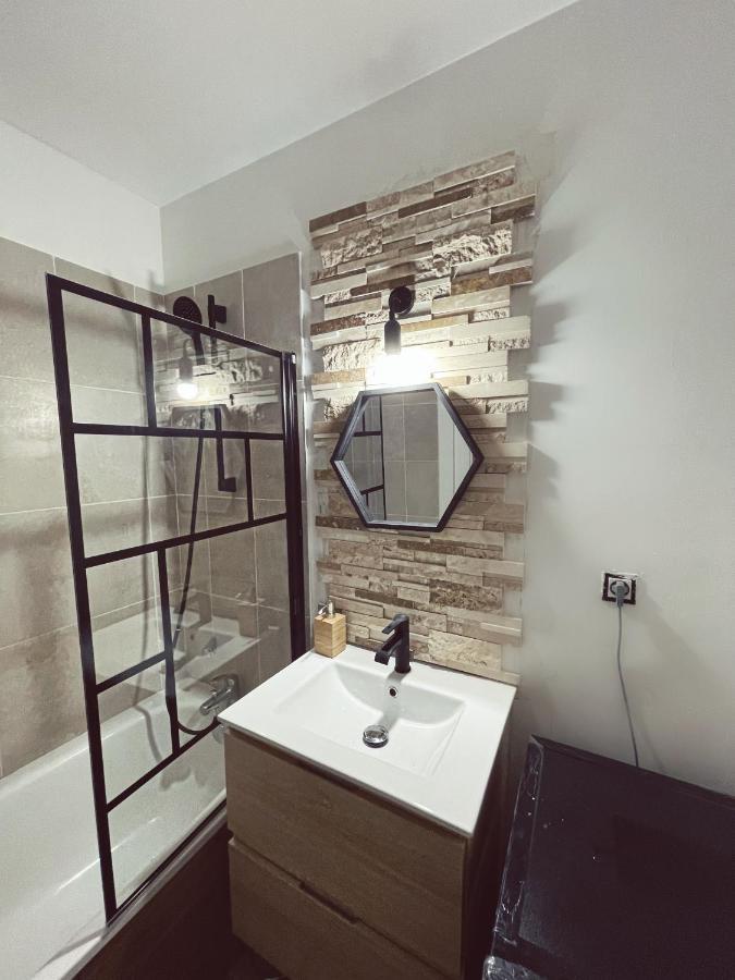 Superbe Appartement Avec Boxe Proche De Paris Pierrefitte-sur-Seine Esterno foto